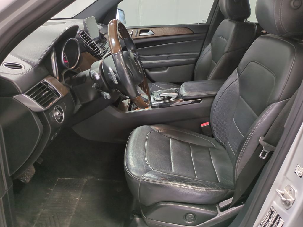Thumbnail: 2017 Mercedes-Benz GLS - 16