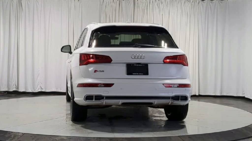 Thumbnail: 2018 Audi SQ5 - 9