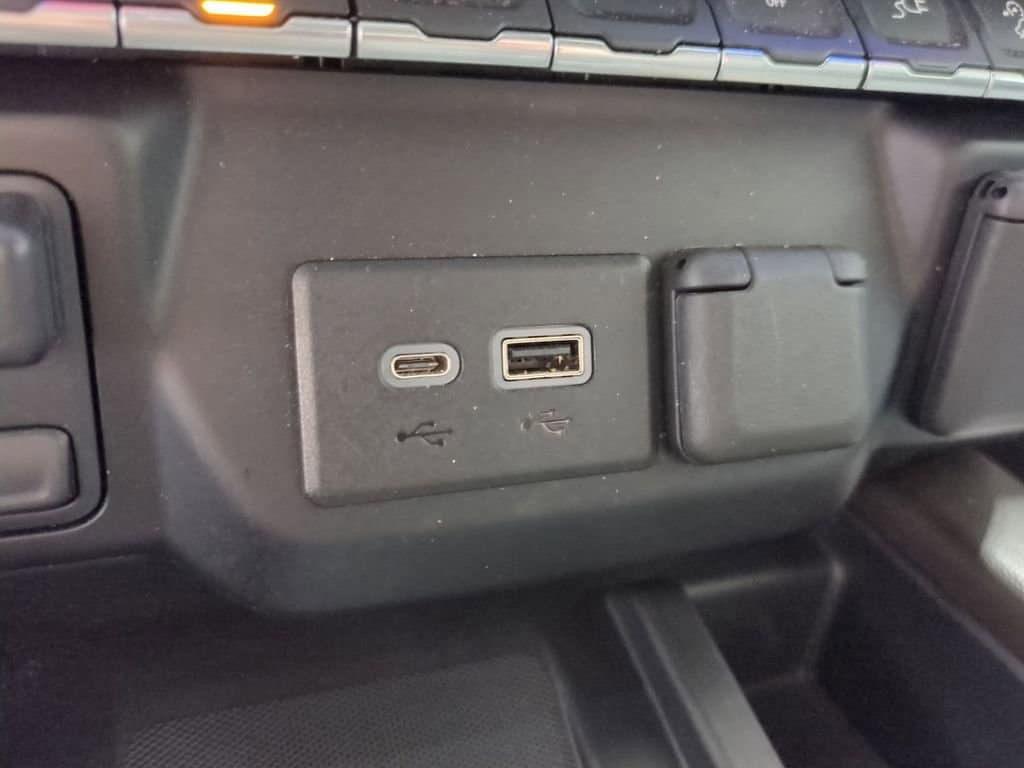 Thumbnail: 2023 GMC Sierra 2500 - 37