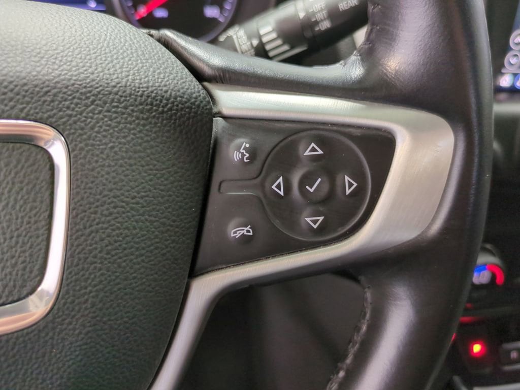 Thumbnail: 2021 GMC Terrain - 22