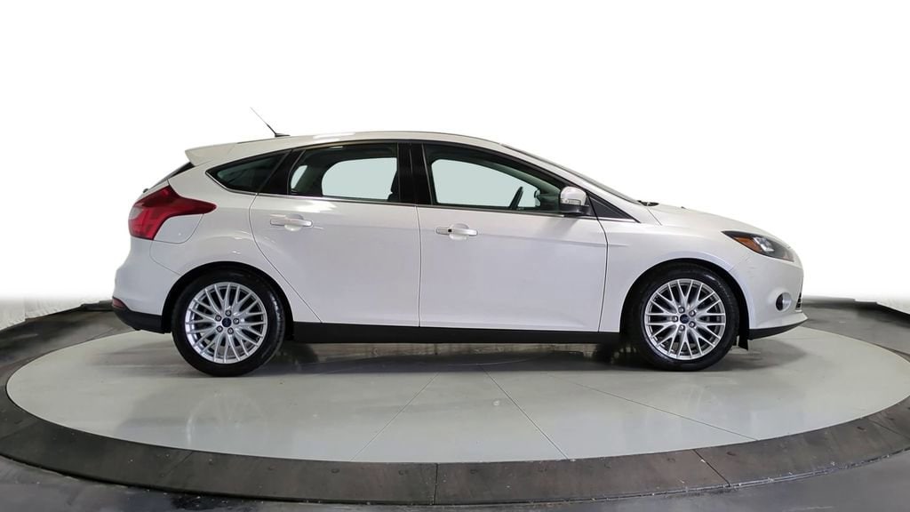 2014 Ford Focus Titanium 9