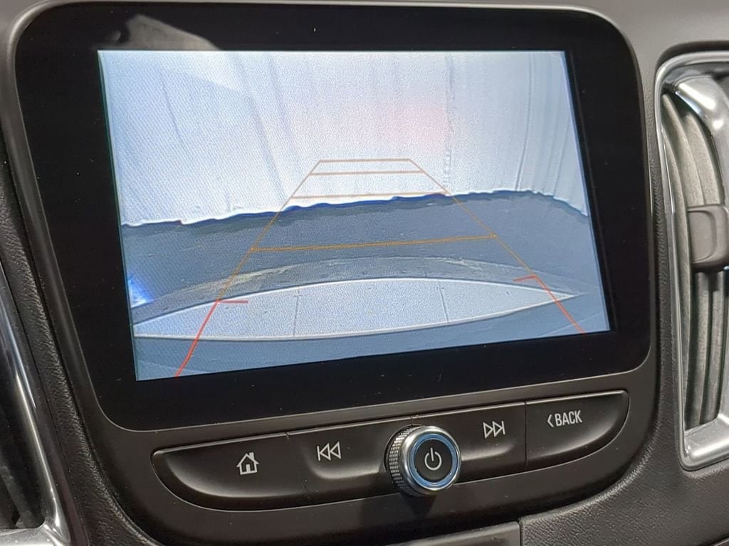 Thumbnail: 2018 Chevrolet Malibu - 35