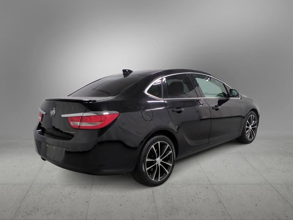 Thumbnail: 2016 Buick Verano - 8