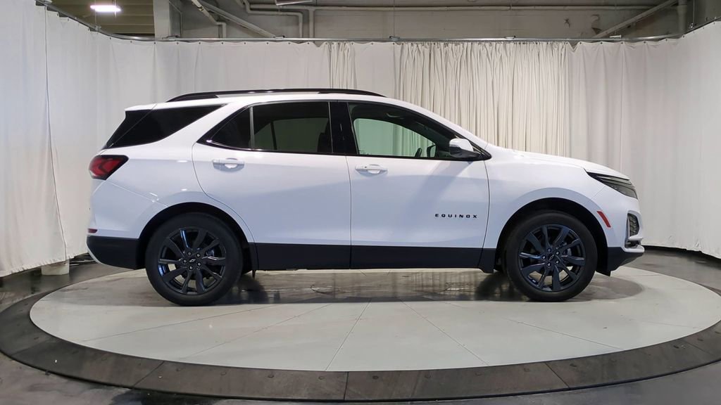 Thumbnail: 2023 Chevrolet Equinox - 11