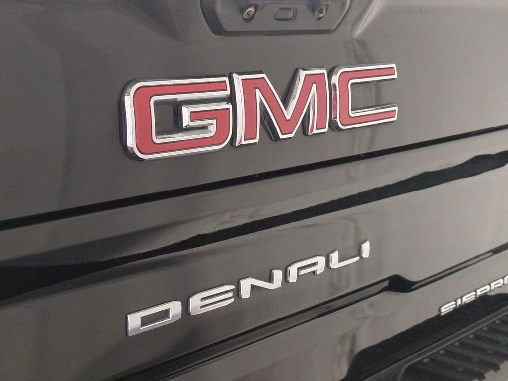 Thumbnail: 2021 GMC Sierra 2500 - 14