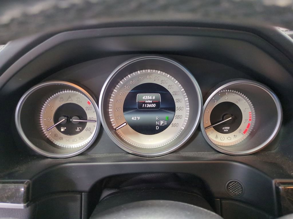 Thumbnail: 2016 Mercedes-Benz E-Class - 32