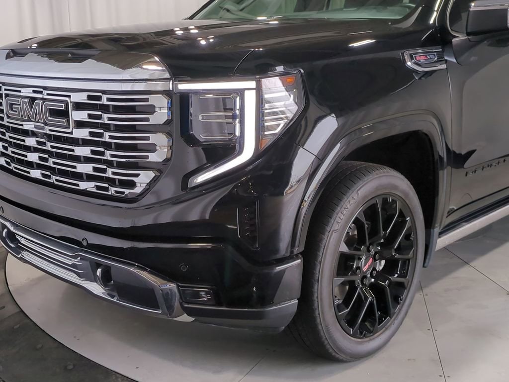 Thumbnail: 2023 GMC Sierra 1500 - 11
