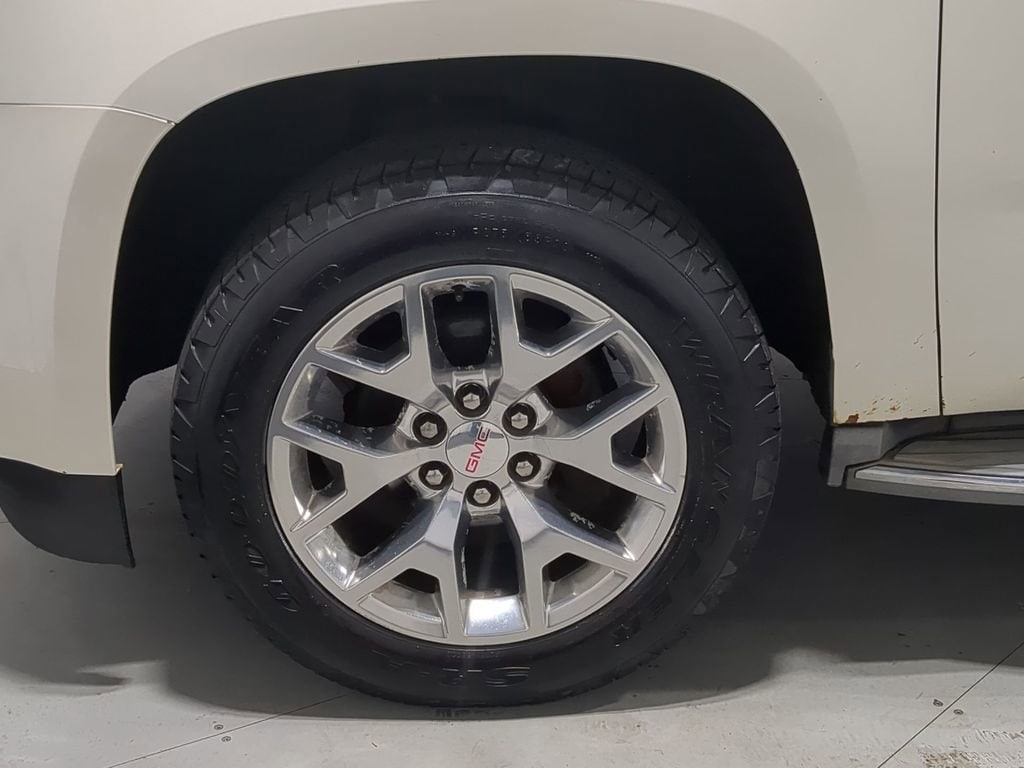 Thumbnail: 2015 GMC Yukon - 17