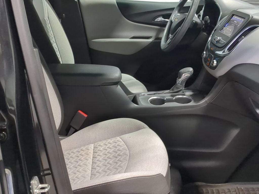 Thumbnail: 2022 Chevrolet Equinox - 34