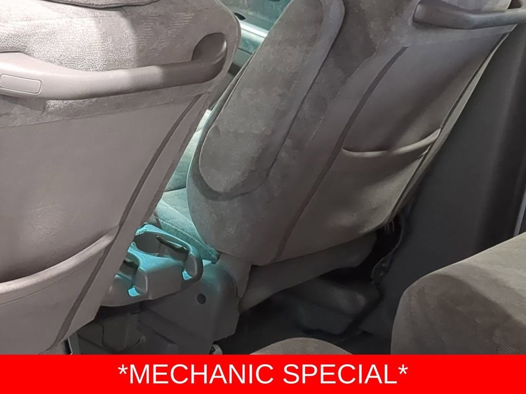Thumbnail: 2004 Honda Odyssey - 18