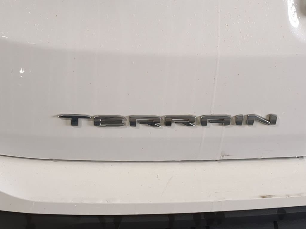 Thumbnail: 2022 GMC Terrain - 24