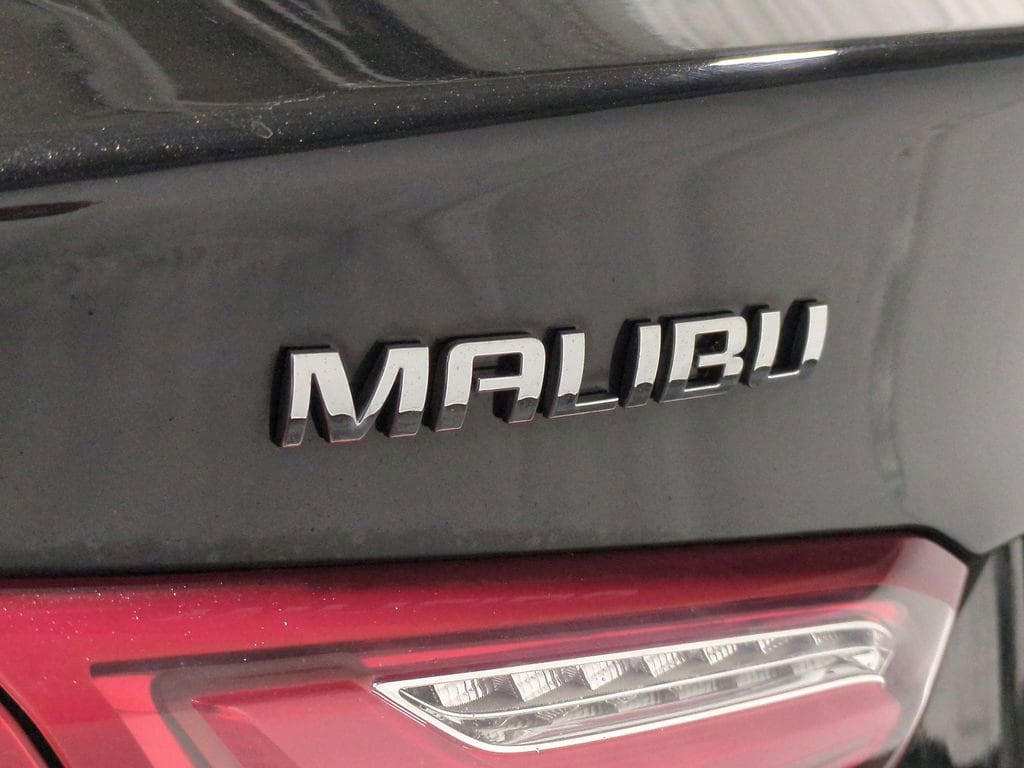 Thumbnail: 2019 Chevrolet Malibu - 16