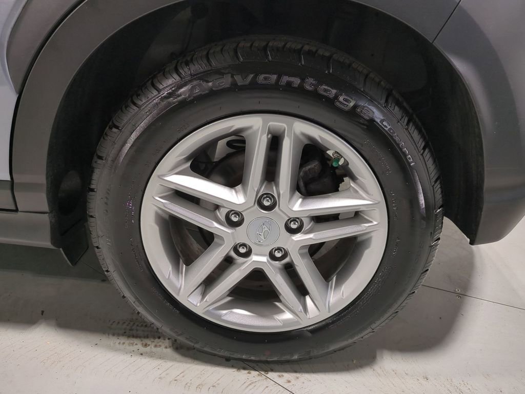 Thumbnail: 2021 Hyundai Kona - 17