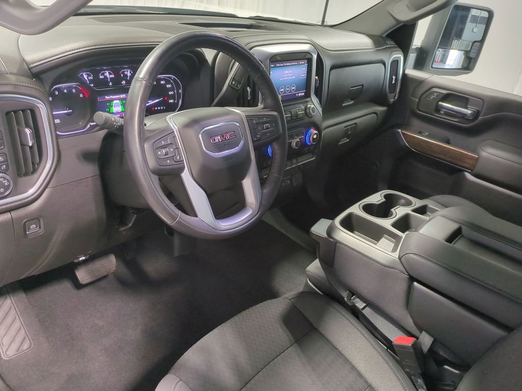Thumbnail: 2022 GMC Sierra 2500 - 12