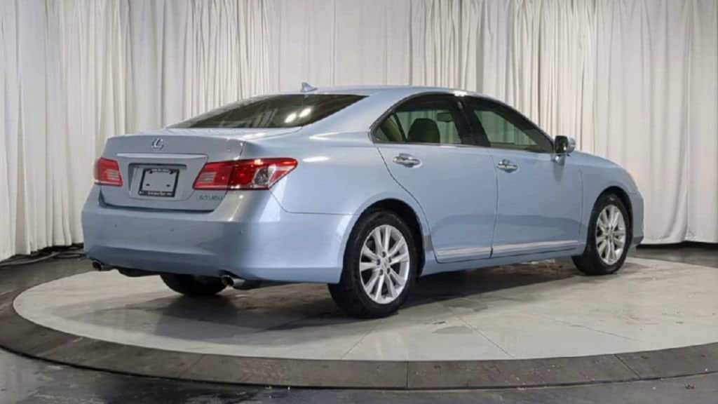 Thumbnail: 2011 Lexus ES - 10