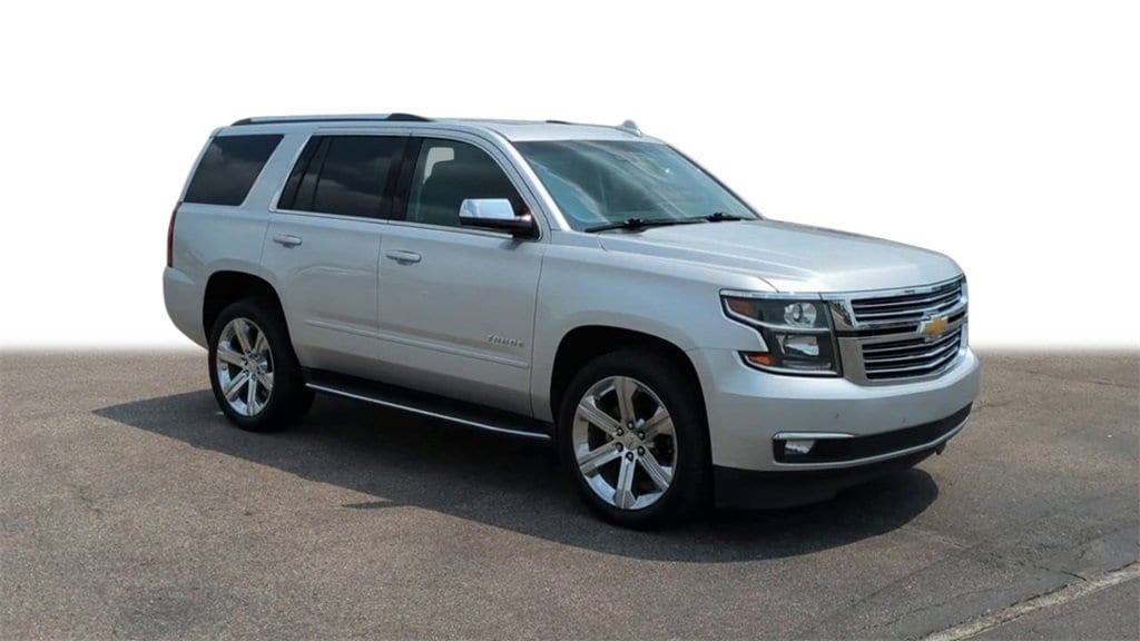 Used 2019 Chevrolet Tahoe Premier with VIN 1GNSKCKC4KR253310 for sale in Troy, MI