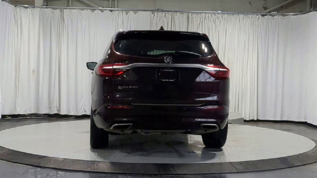 Thumbnail: 2021 Buick Enclave - 9