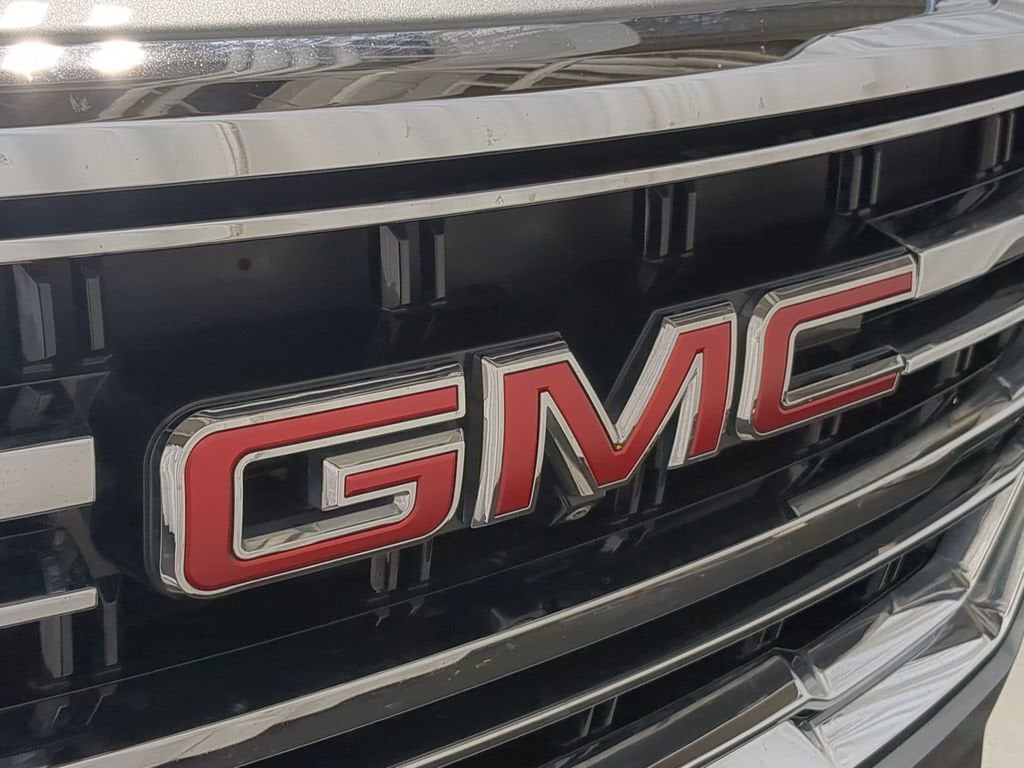 Thumbnail: 2023 GMC Yukon XL - 12