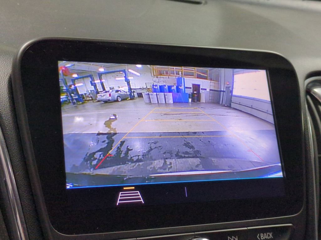 Thumbnail: 2019 Chevrolet Malibu - 33