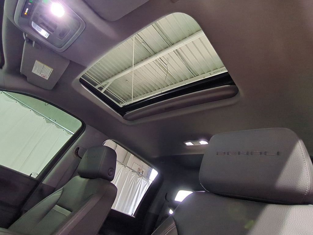 Thumbnail: 2021 GMC Sierra 2500 - 20