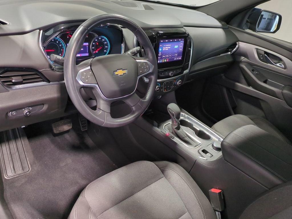 Thumbnail: 2022 Chevrolet Traverse - 12