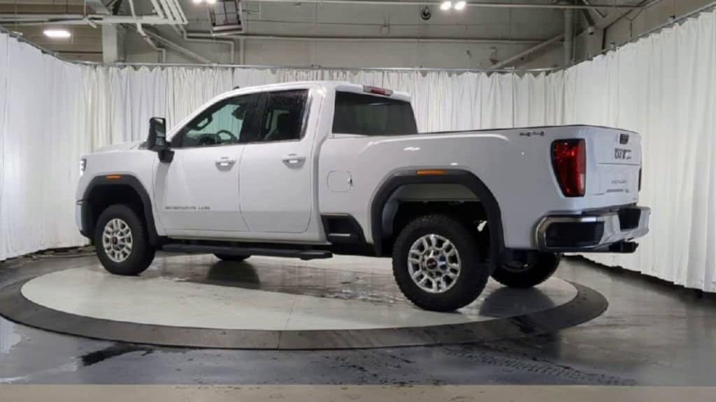 Thumbnail: 2024 GMC Sierra 2500 - 8