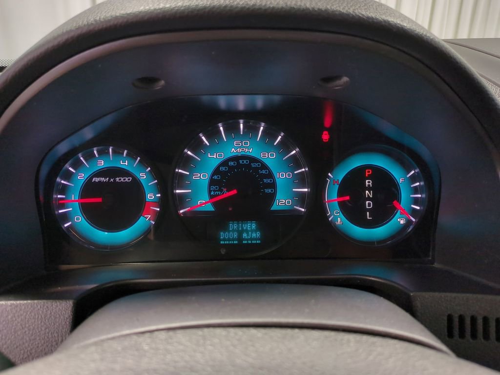 2010 Ford Fusion SE 29