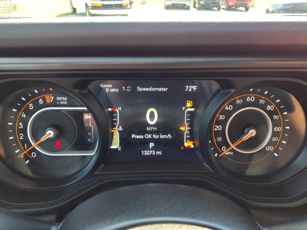 Thumbnail: 2024 Jeep Gladiator - 23