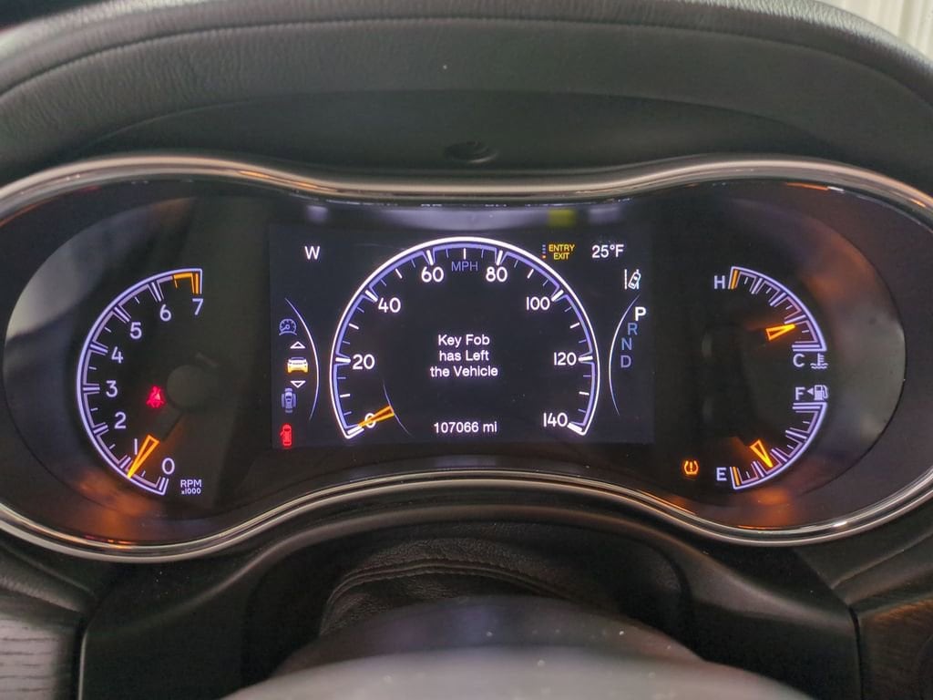 Thumbnail: 2018 Jeep Grand Cherokee - 33