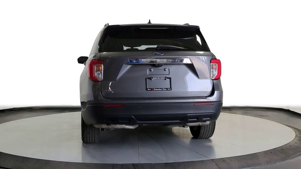 2022 Ford Explorer XLT 7