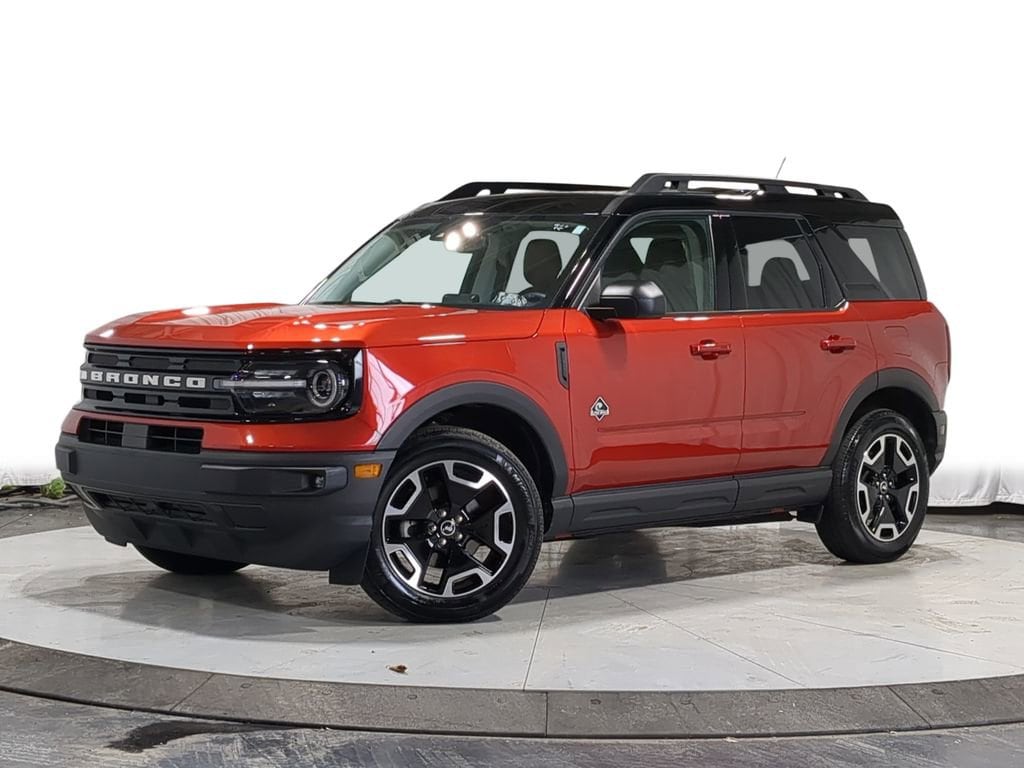 2023 Ford Bronco Sport Outer Banks -
                  Troy, MI