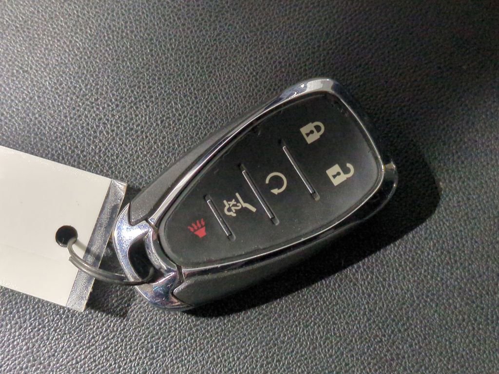 Thumbnail: 2021 Chevrolet Equinox - 41