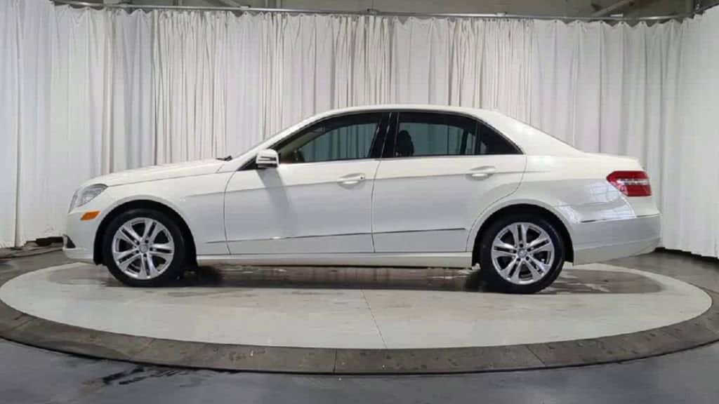 Thumbnail: 2011 Mercedes-Benz E-Class - 5