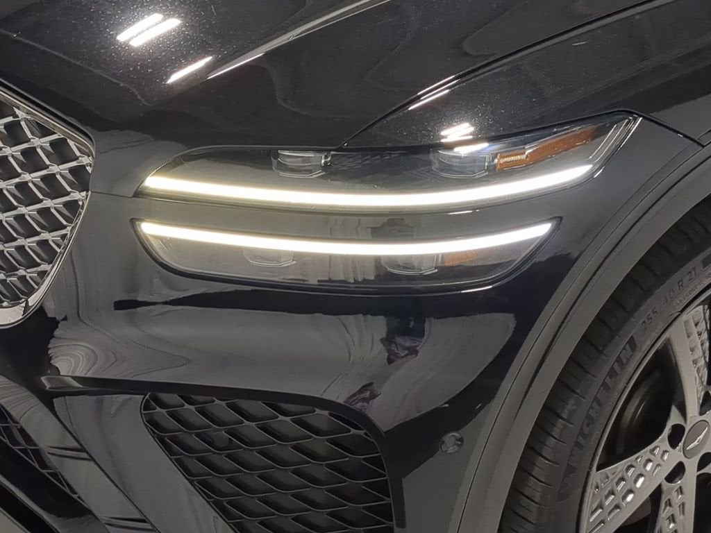 Thumbnail: 2024 Genesis GV70 - 14