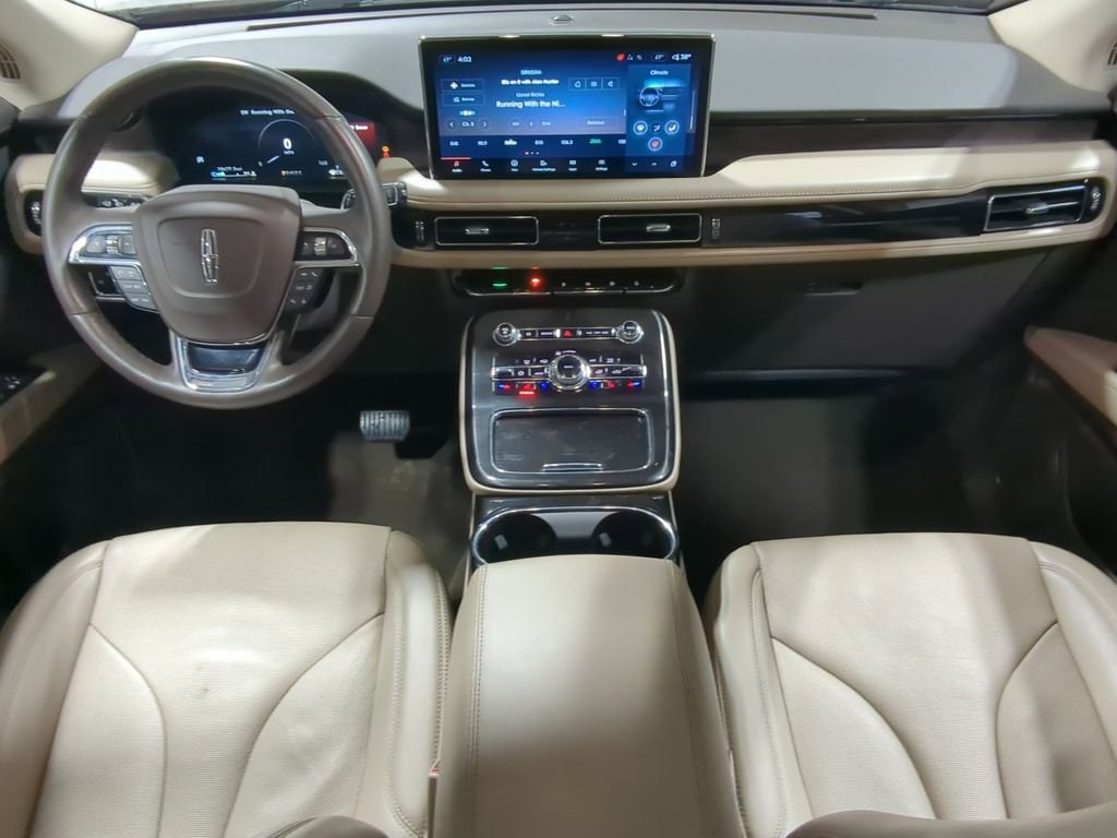 Thumbnail: 2023 Lincoln Nautilus - 22