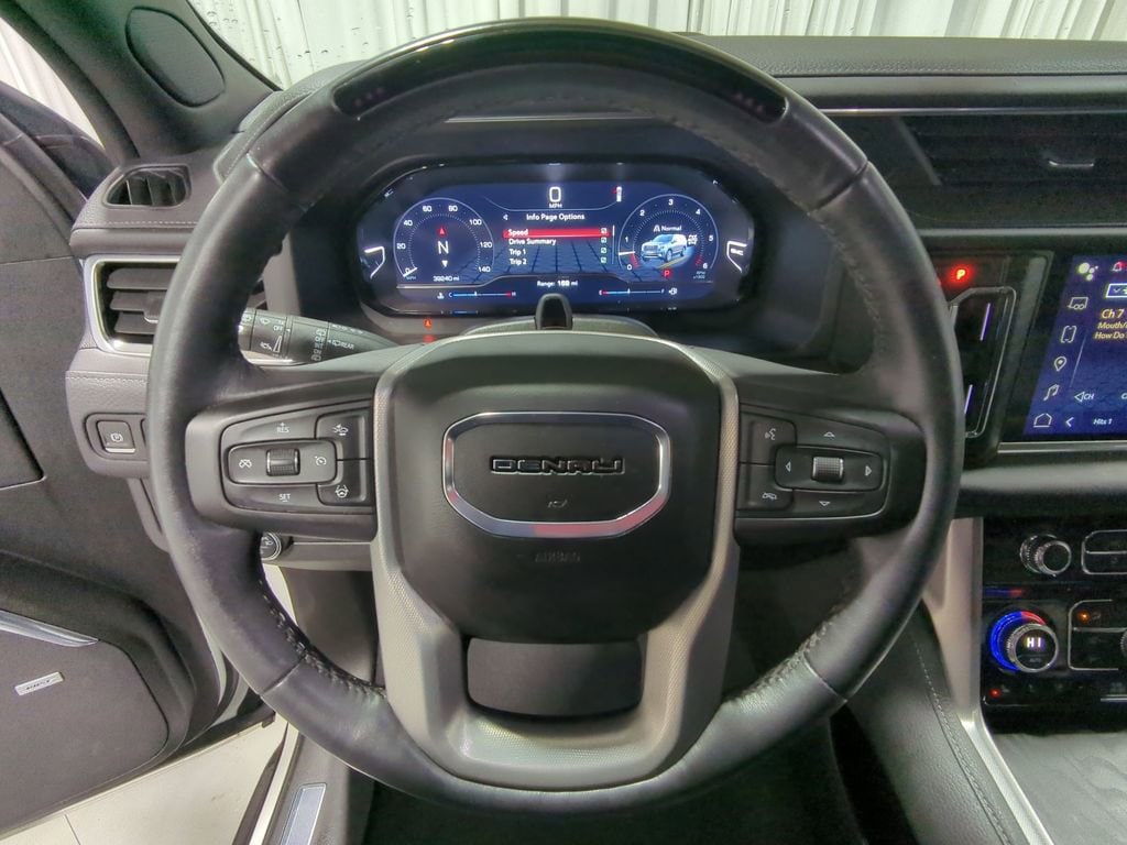 Thumbnail: 2024 GMC Yukon XL - 22