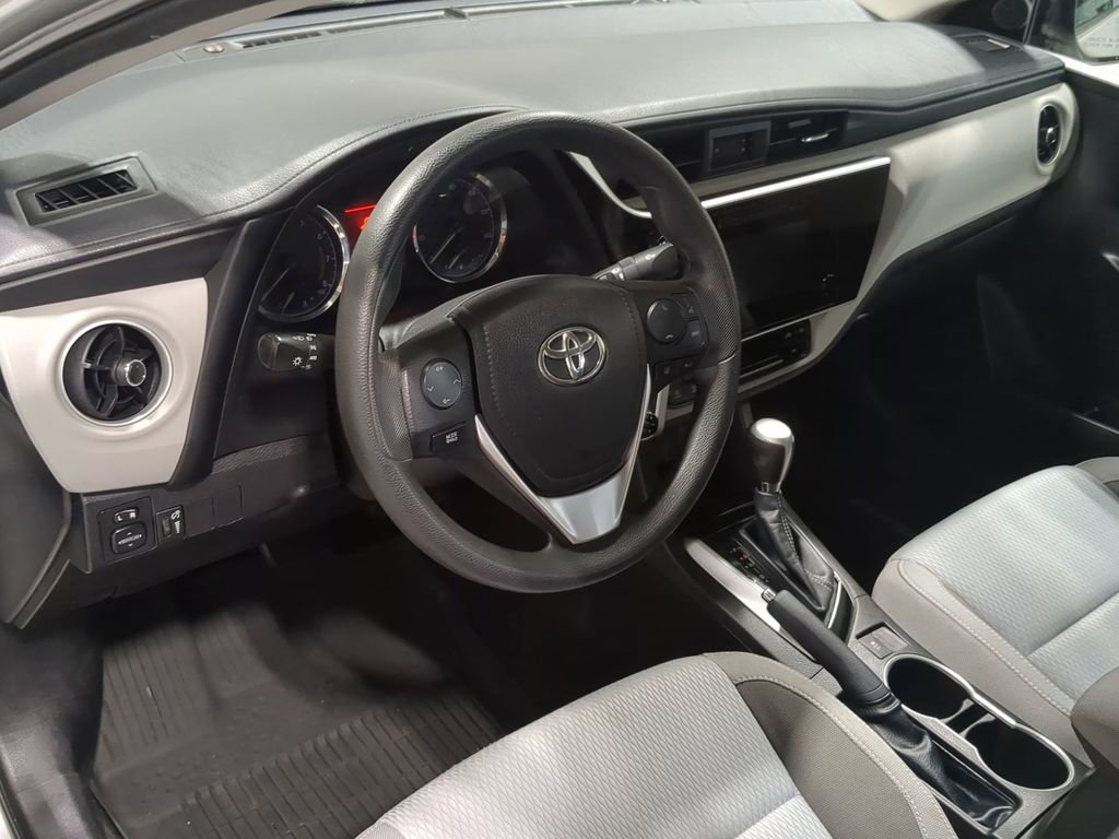 Thumbnail: 2018 Toyota Corolla - 12