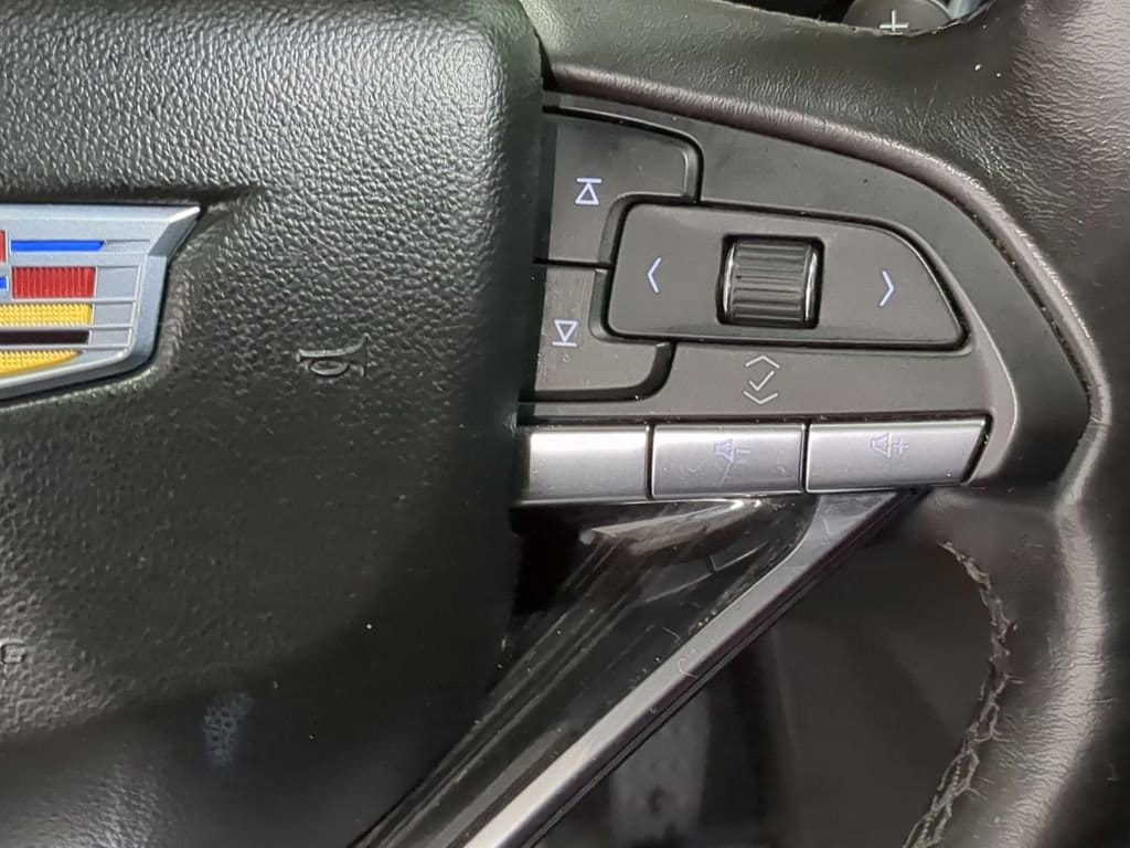 Thumbnail: 2023 Cadillac XT6 - 42