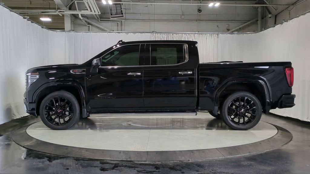 Thumbnail: 2023 GMC Sierra 1500 - 5