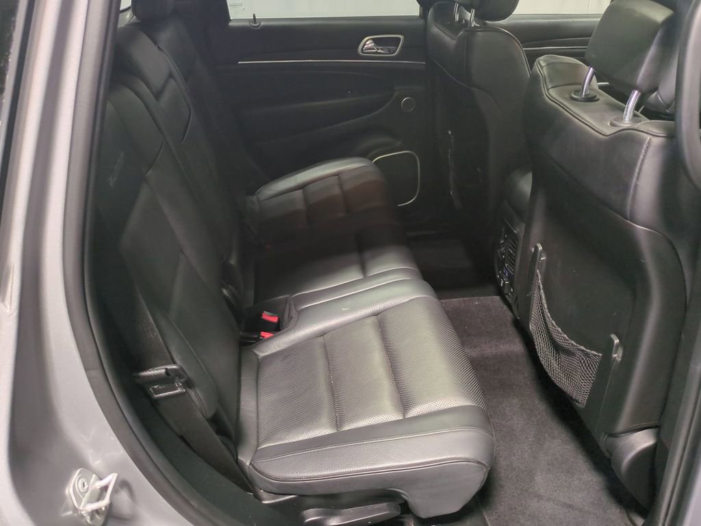 Thumbnail: 2018 Jeep Grand Cherokee - 21