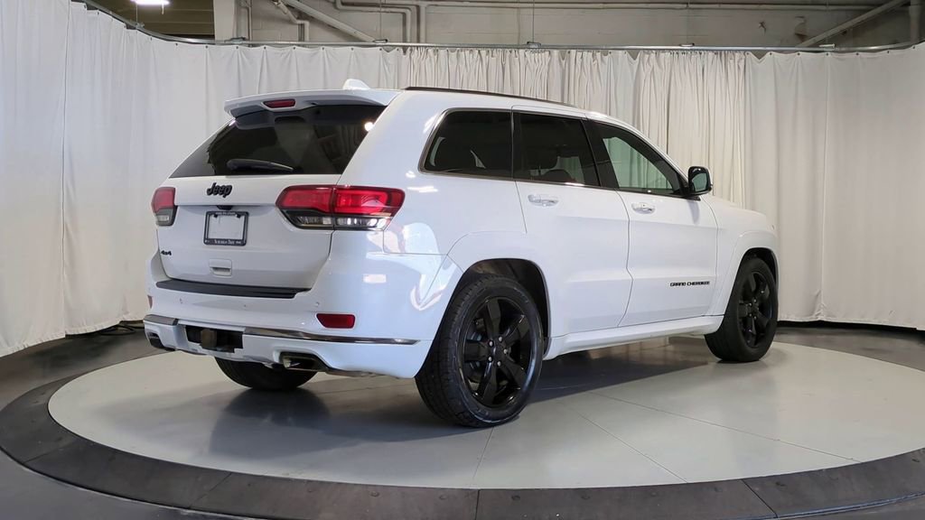 Thumbnail: 2015 Jeep Grand Cherokee - 10
