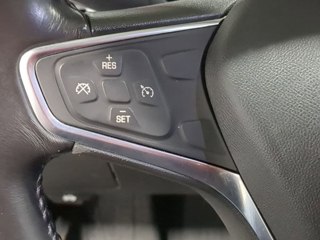 Thumbnail: 2018 Chevrolet Malibu - 29