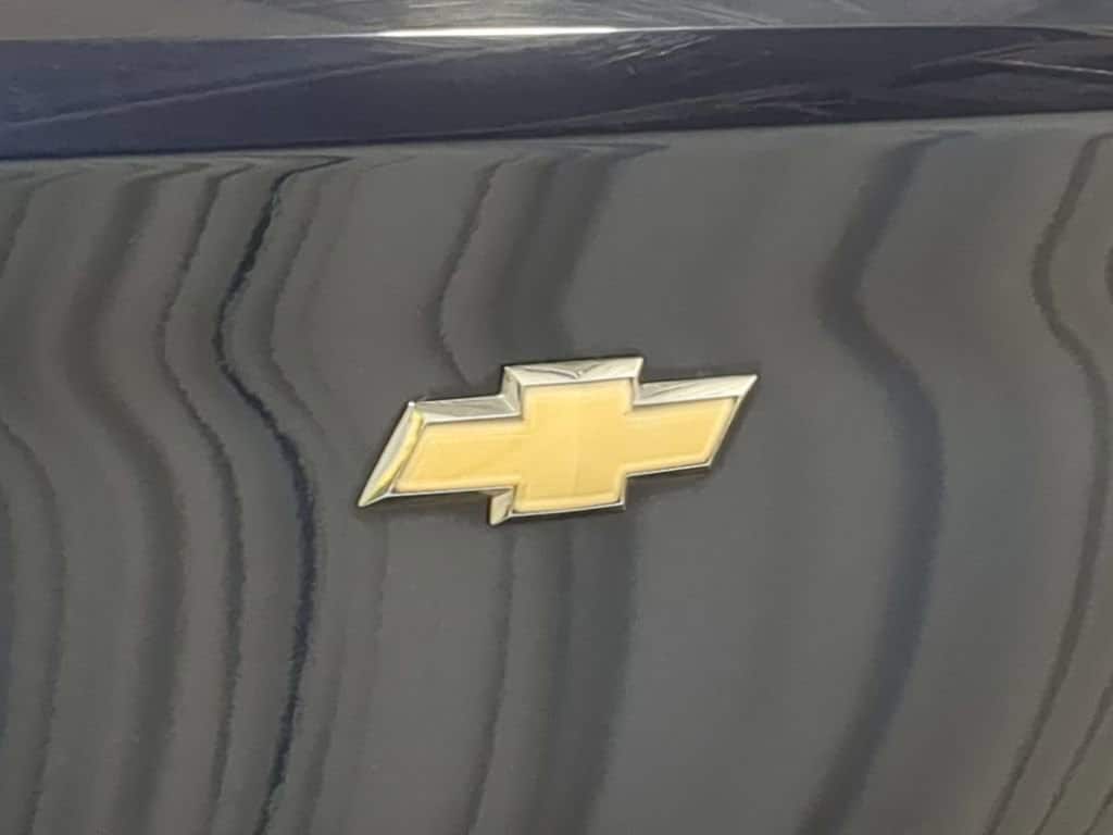 Thumbnail: 2011 Chevrolet Malibu - 15