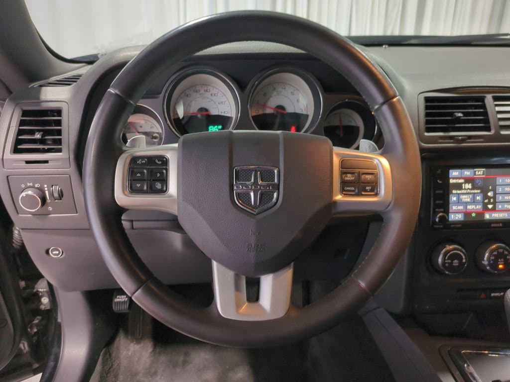 Thumbnail: 2014 Dodge Challenger - 21