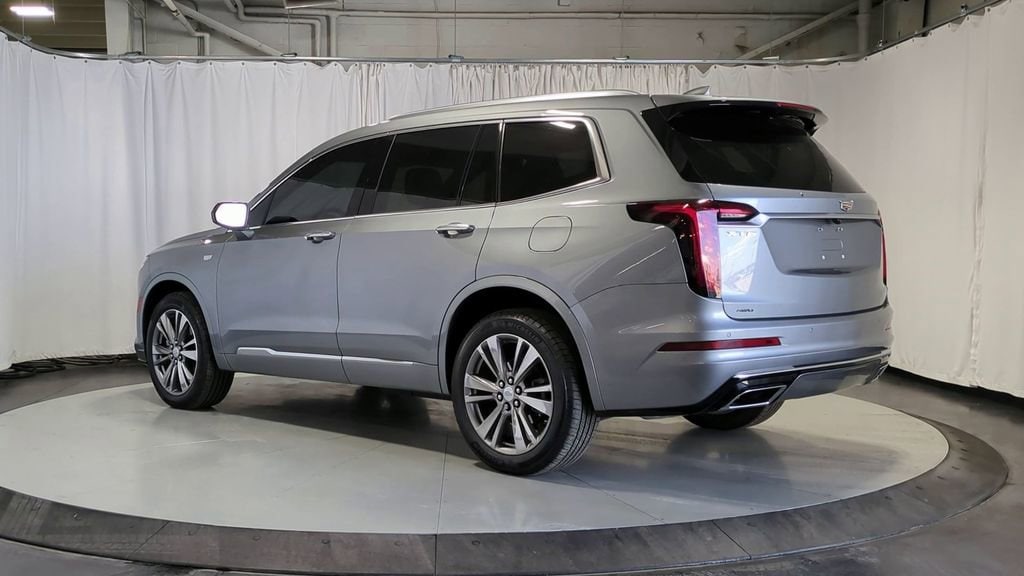 Thumbnail: 2025 Cadillac XT6 - 6