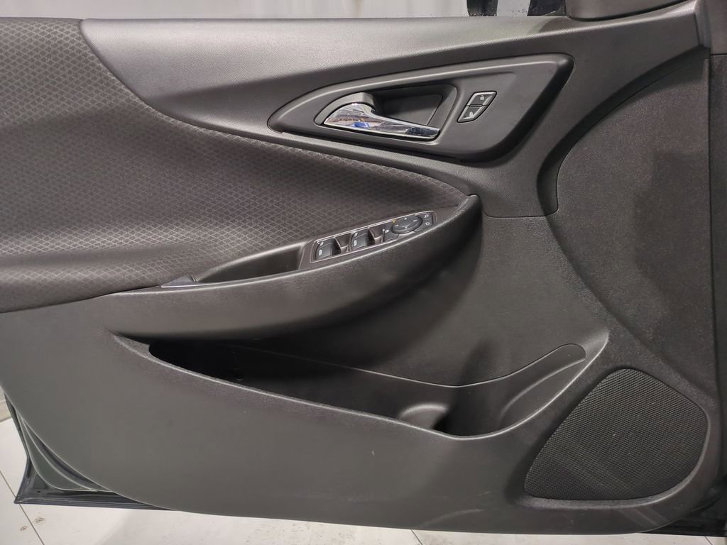 Thumbnail: 2019 Chevrolet Malibu - 34