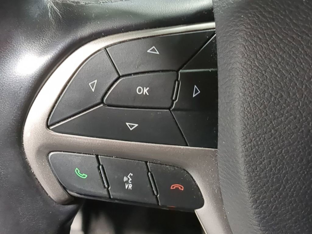 Thumbnail: 2020 Jeep Grand Cherokee - 37