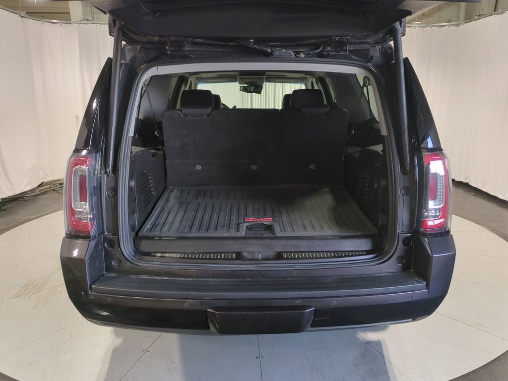 Thumbnail: 2016 GMC Yukon XL - 41