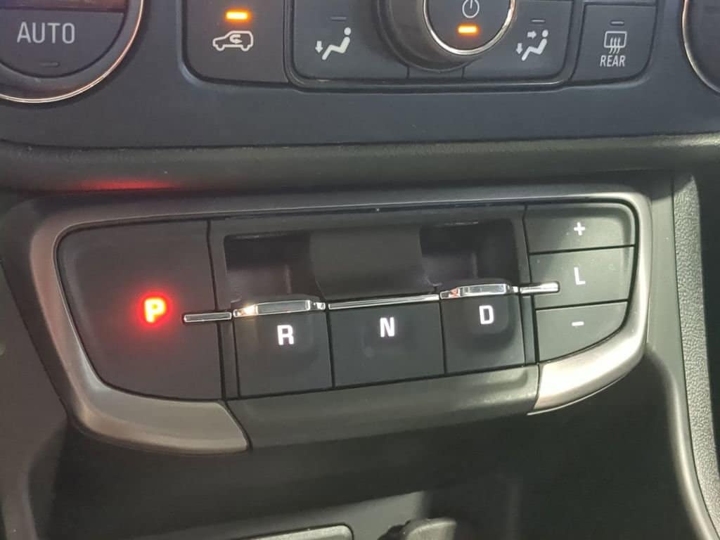 Thumbnail: 2023 GMC Terrain - 33