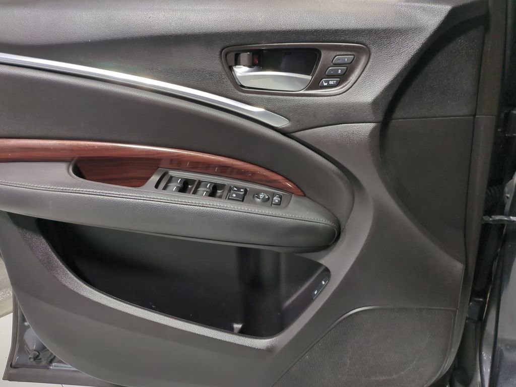 Thumbnail: 2016 Acura MDX - 32